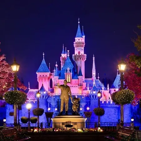 Disneyland Dream 4 - 7 Pax Chessy (Seine-et-Marne)