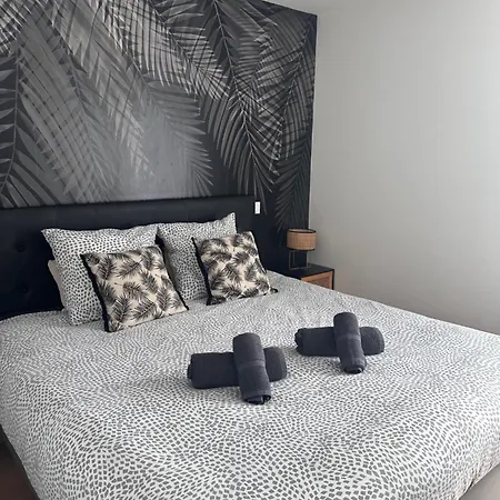 Disneyland Dream 4 - 7 Pax Apartment *